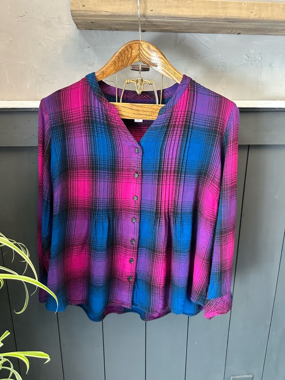 Coldwater Creek Pink & Blue Plaid Pleated Button-Down Top size PXL‎